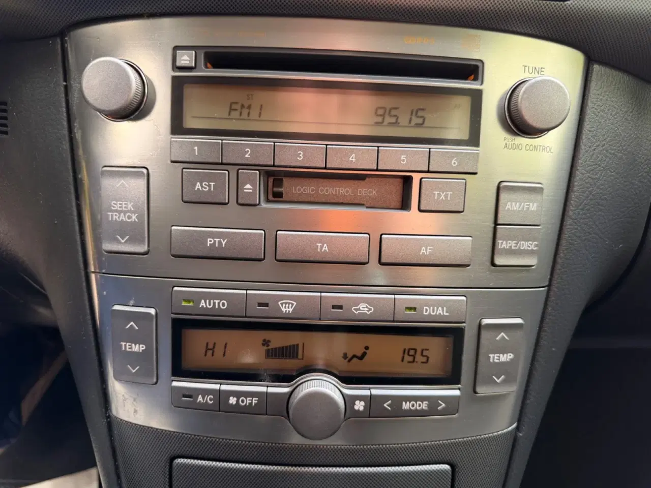 Billede 19 - Toyota Avensis 2,0 VVT-i Sol