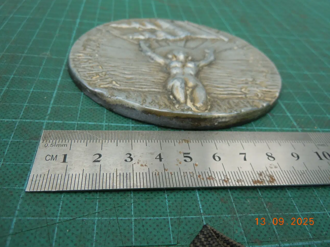 Billede 2 - Sjælden memorabilia metalplakette fra 5. Maj 1945