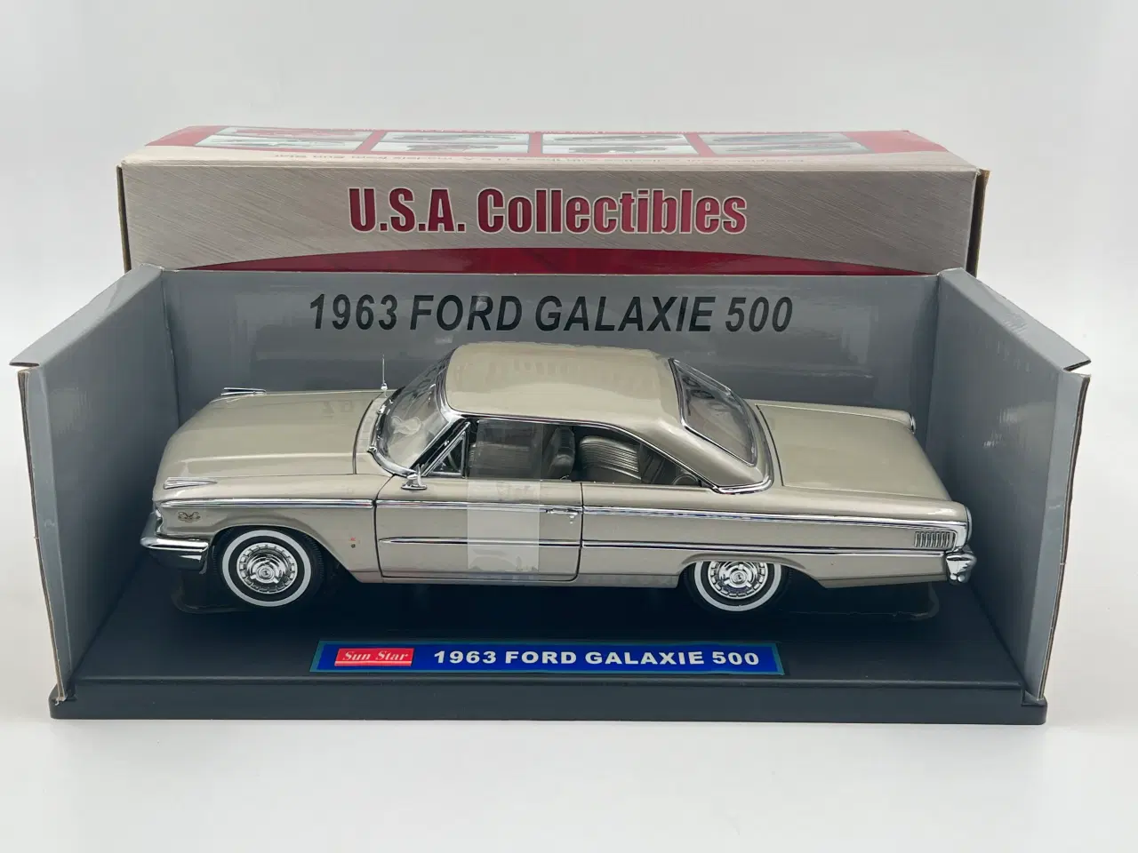 Billede 10 - 1963 Ford Galaxie 500 406 Hard Top 1:18