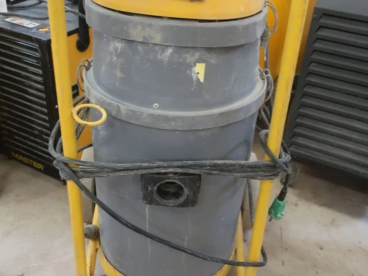 Billede 1 - Støvsuger RONDA 200