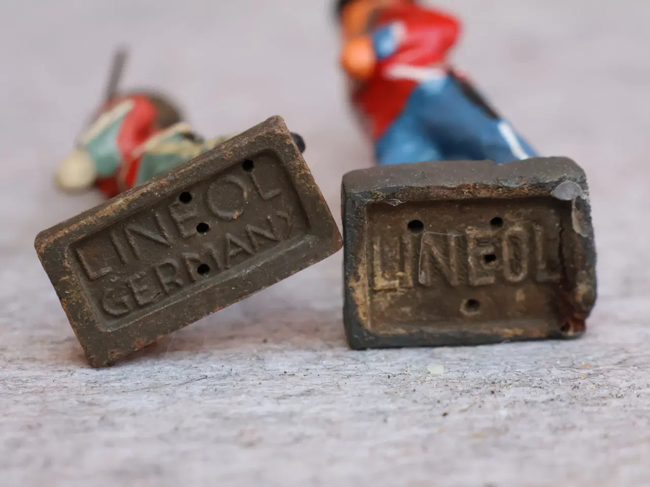 Billede 6 - 10 Stk Gl Lineol garder ca 1930-40erne. Tysk