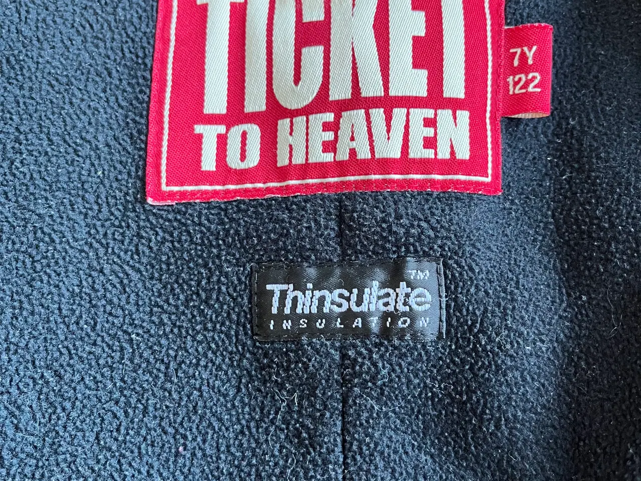 Billede 4 - Flyverdragt størrelse 122 