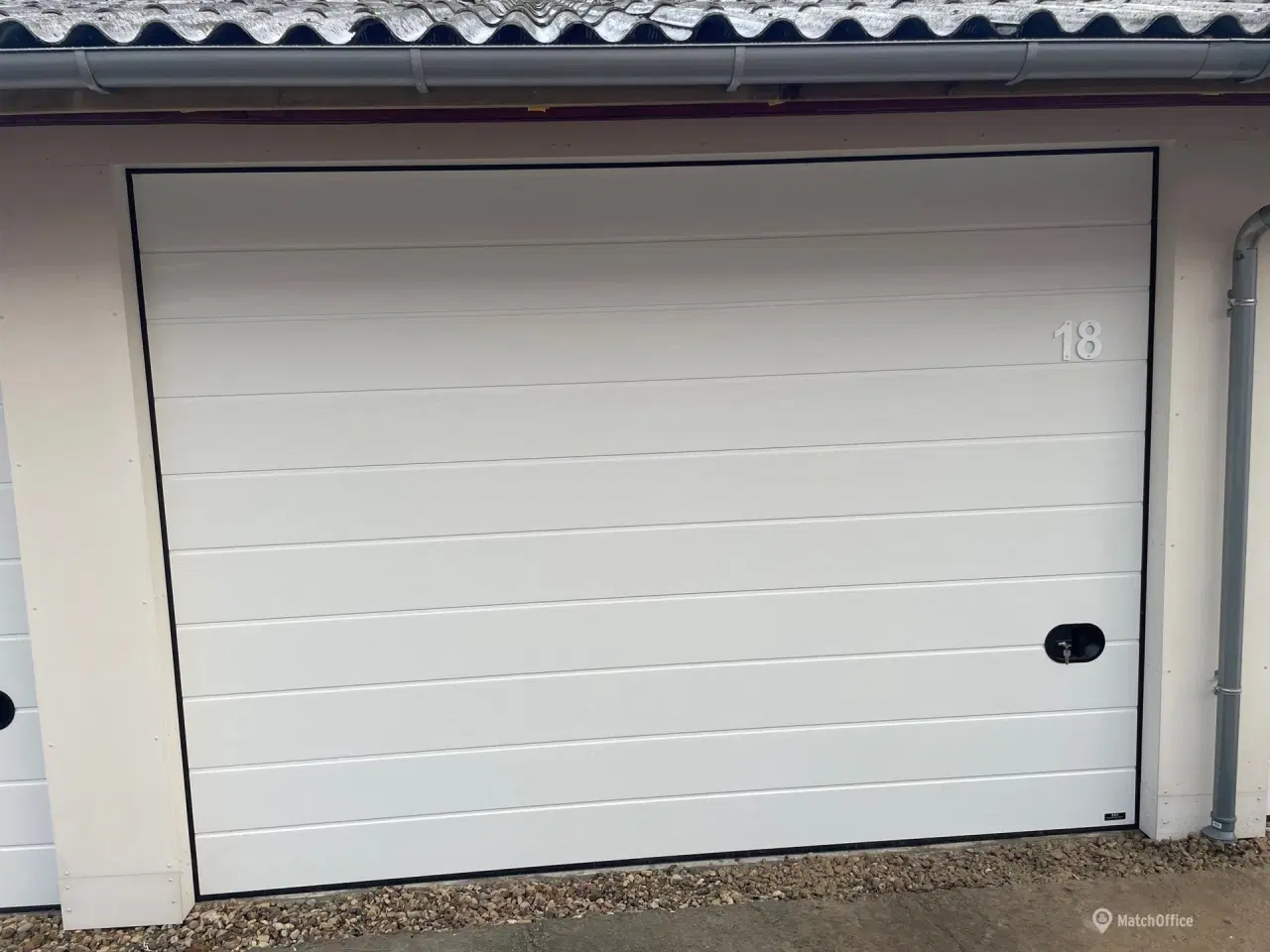 Billede 1 - Lager/garage udlejes