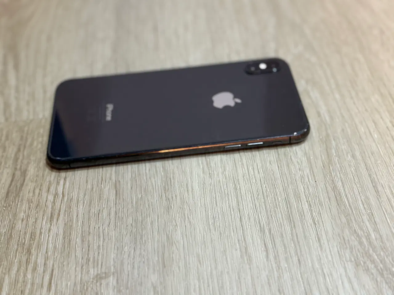 Billede 2 - 📱 iPhone XS Max – 64 GB – Sort