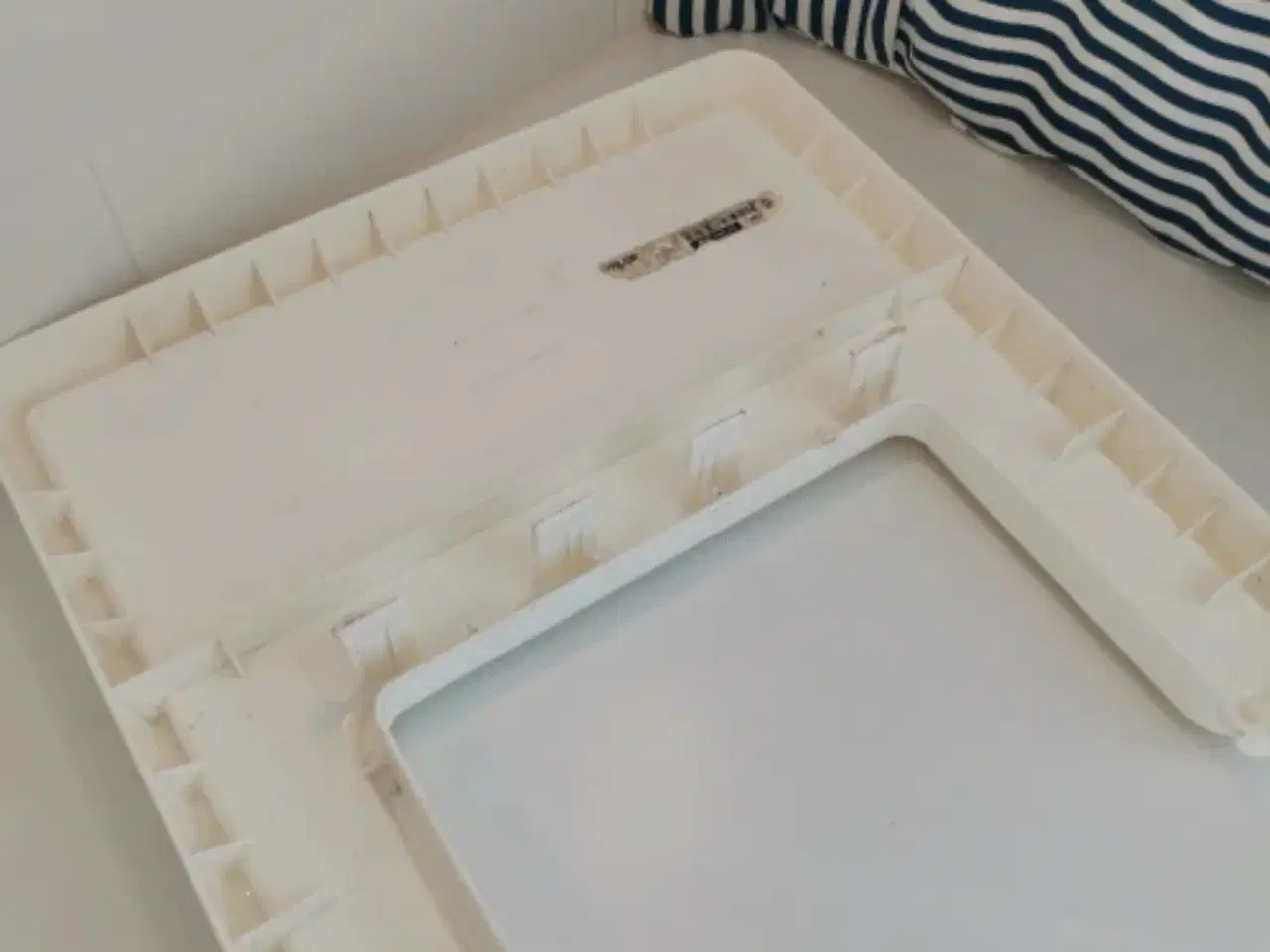 Billede 3 - Bakkebord og hynde til IKEA højstol