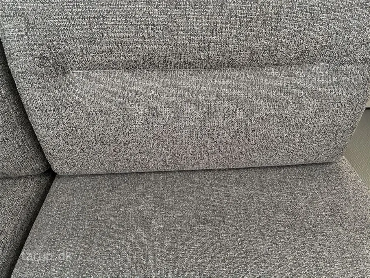 Billede 8 - 2021 - Adria Adora 613 PK Truma SX mover, Combifyr, Køjer og dobbeltseng, rund-siddegruppe og el-gulv-varme, 142 l. stort køleskab m/ frys, bluetooth højttalere, USB