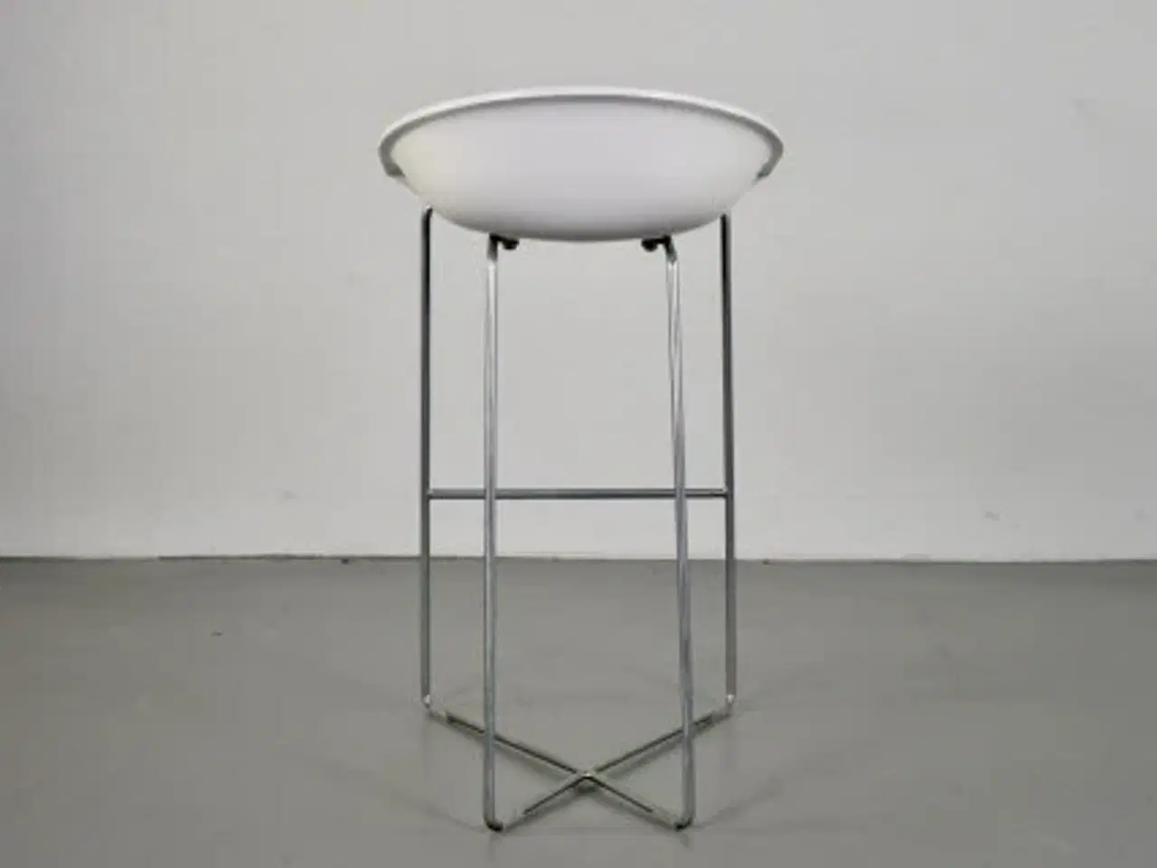 Billede 3 - Barstol fra fronterra furniture i hvid