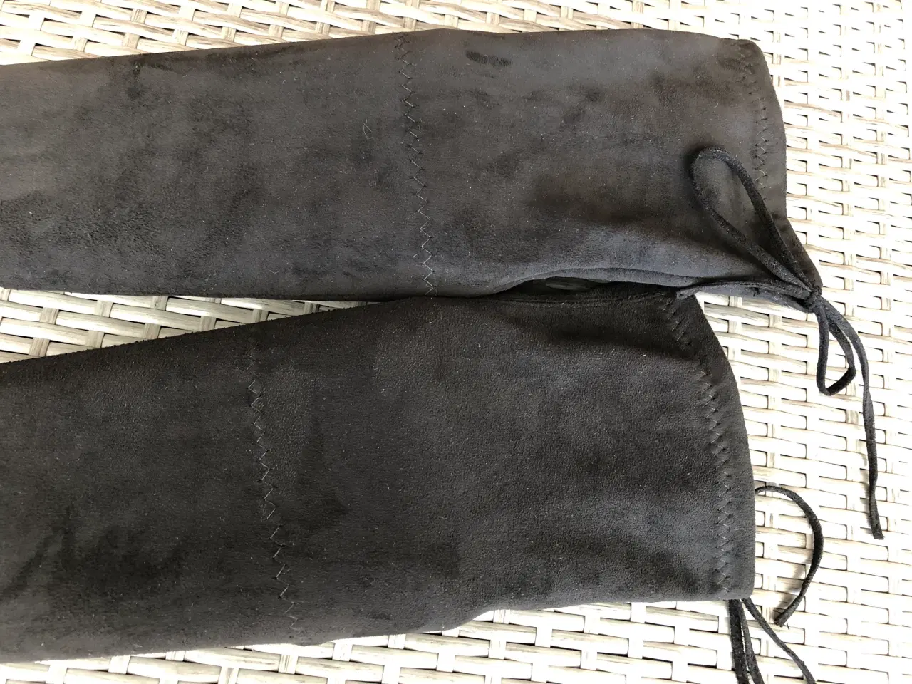 Billede 3 - Nye sorte Over Knee støvler str. 40