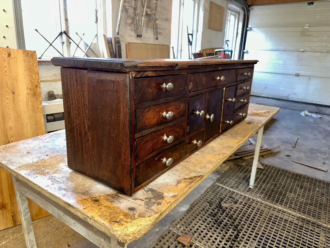 Billede 4 - Antik indsats med skuffer