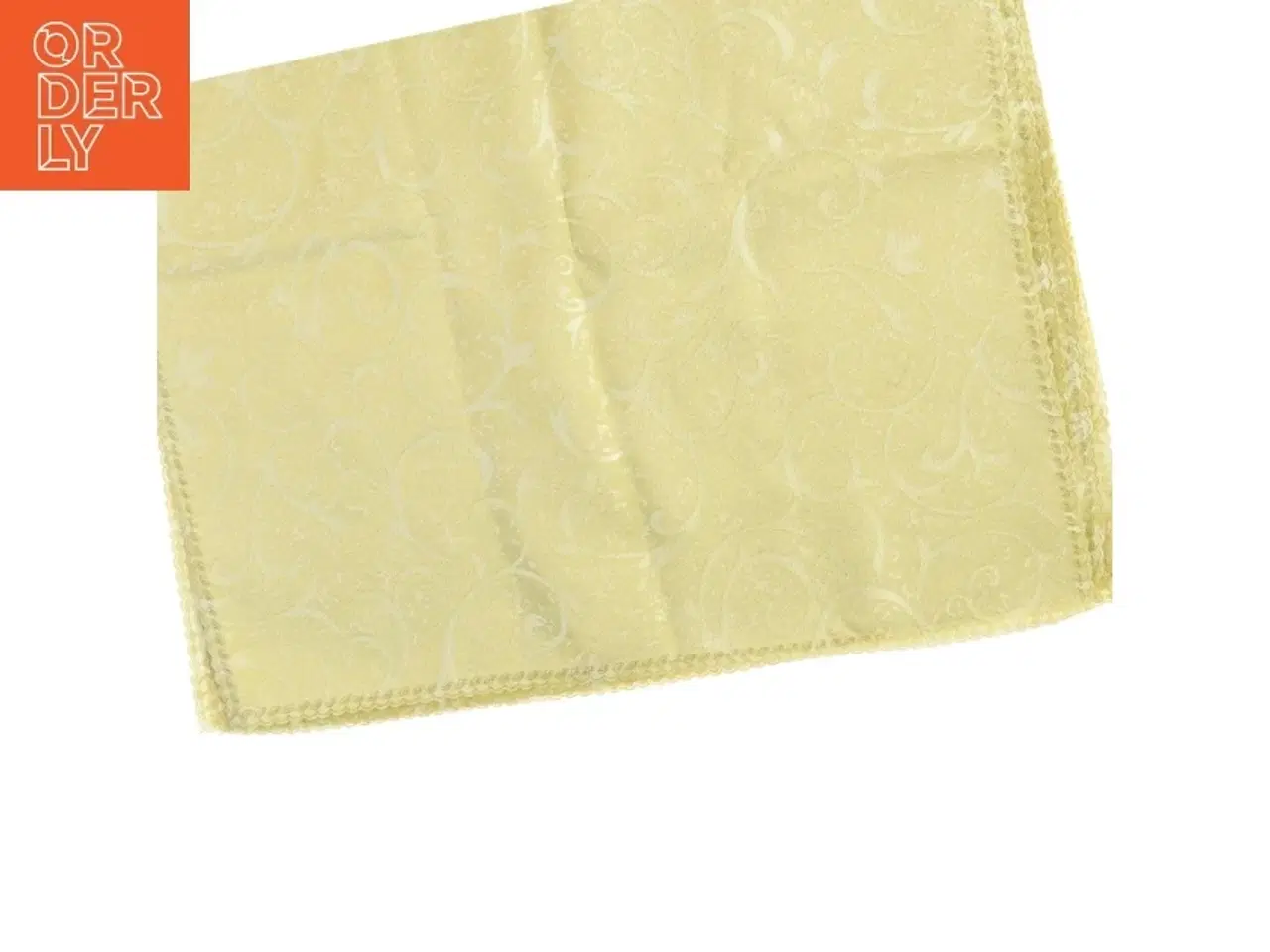 Billede 3 - Broderet servietter (str. Cirka 47,47 cm)
