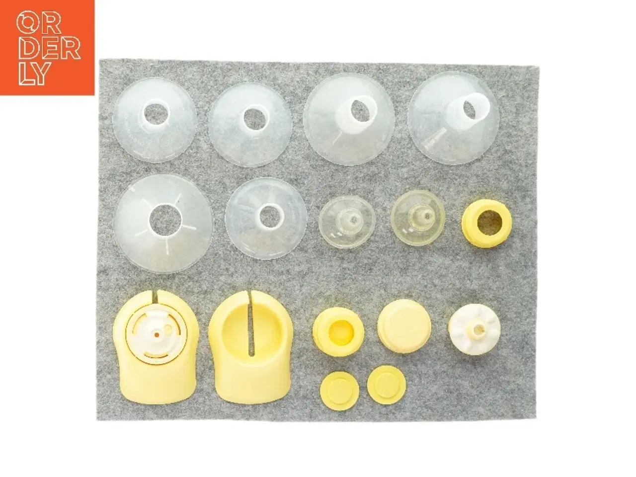 Billede 1 - Udstyr til brystpumpe fra Medela