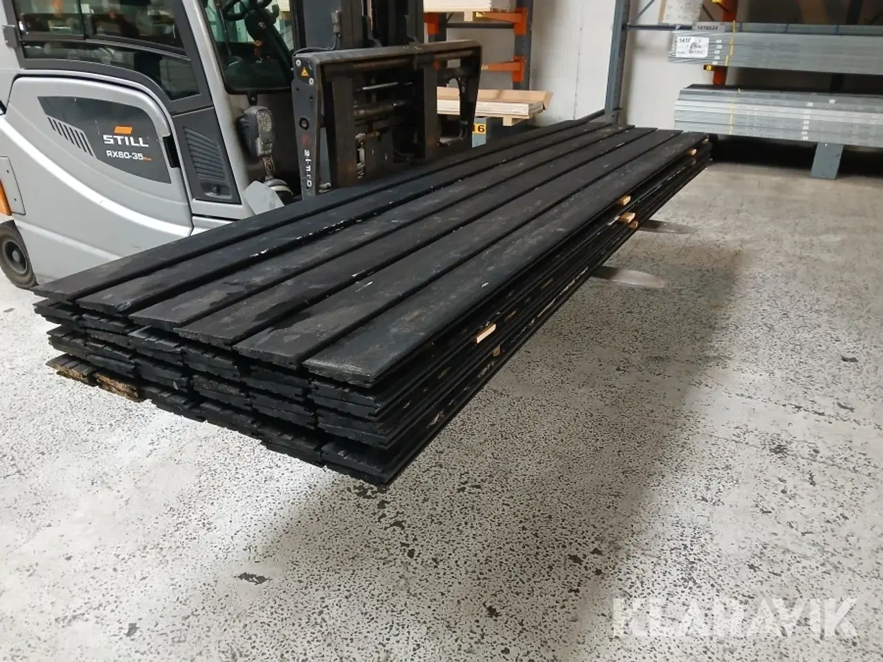 Billede 2 - Klink beklædning Grundmalet Sort, Delvist vandskadet