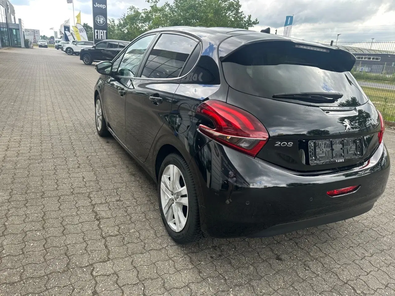 Billede 7 - Peugeot 208 1,2 PureTech 82 Signature Sky