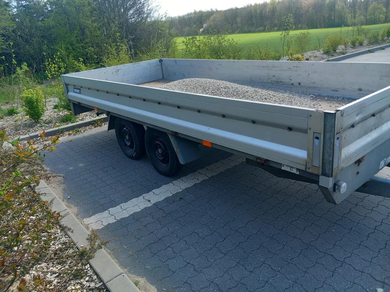 Billede 3 - Nysynet Variant 2000kg. boogie trailer sælges