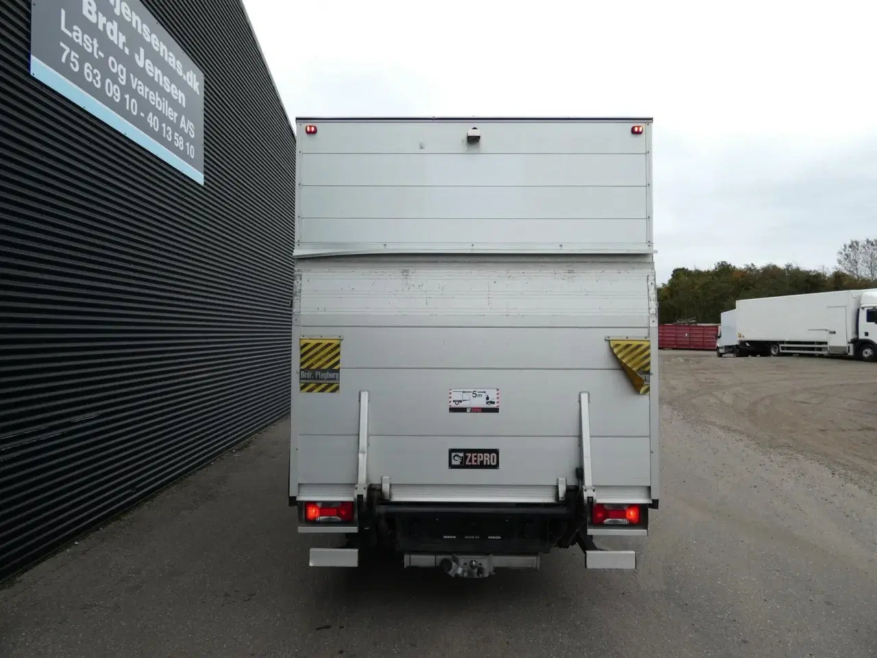 Billede 6 - Iveco Daily 35S16 4100mm 2,3 D m/Alukasse med lift Hi-Matic 156HK Ladv./Chas. 8g Aut.