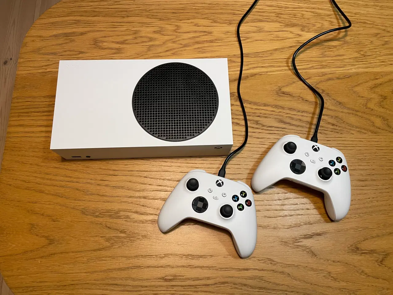 Billede 1 - Xbox serie s 1TB + 2 controllers
