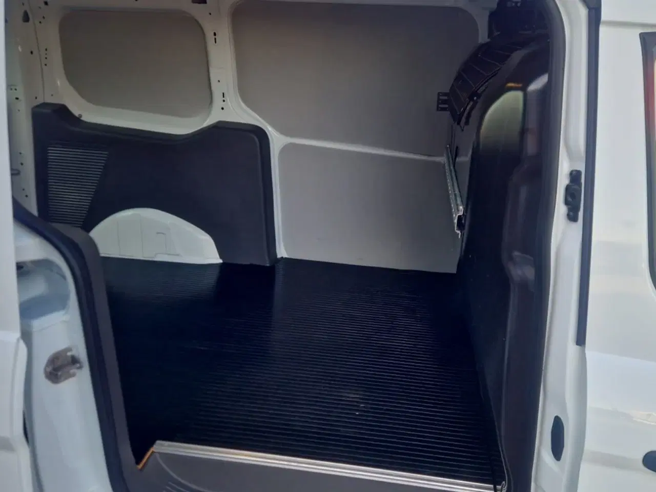 Billede 9 - Ford Transit Connect 1,5 EcoBlue Trend aut. lang