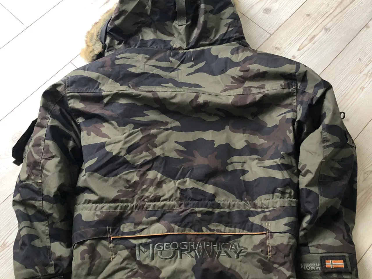 Billede 2 - Meget varm jakke