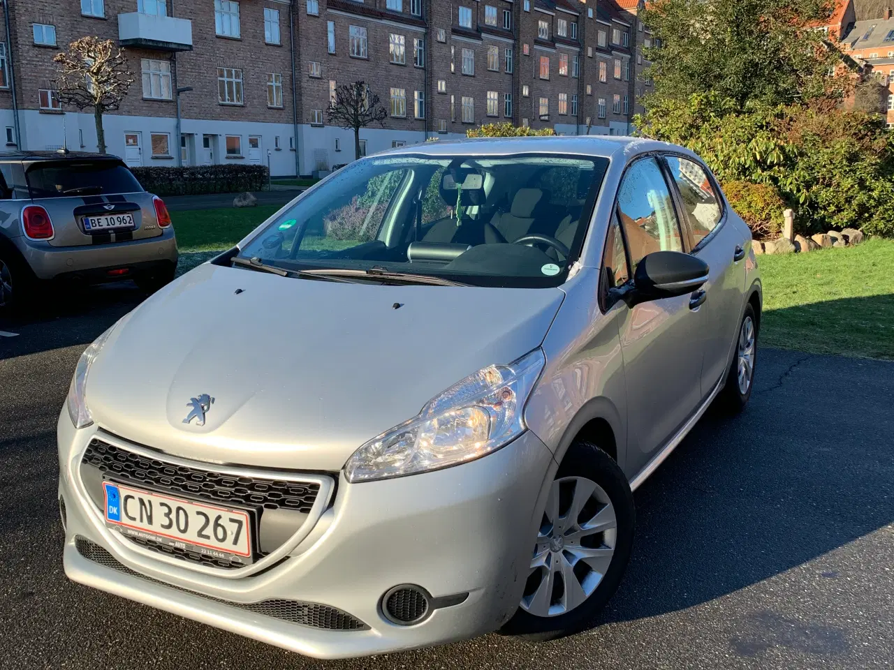 Billede 1 - Peugeot 208 1.0 VTi Access 5d - Ny motor