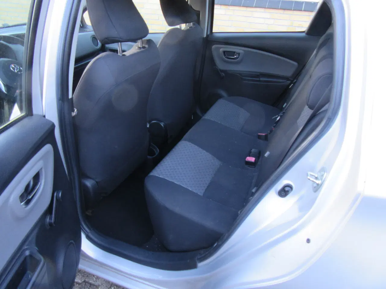 Billede 7 - Toyota yaris model år 2015
