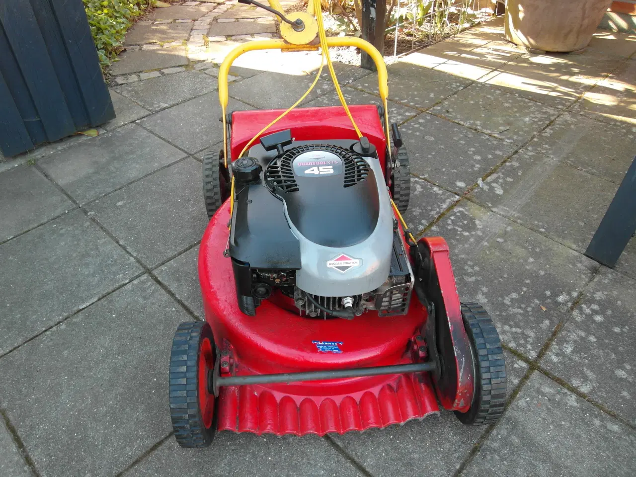 Billede 7 - Plæneklipper Klippo med Briggs&Stratton motor.