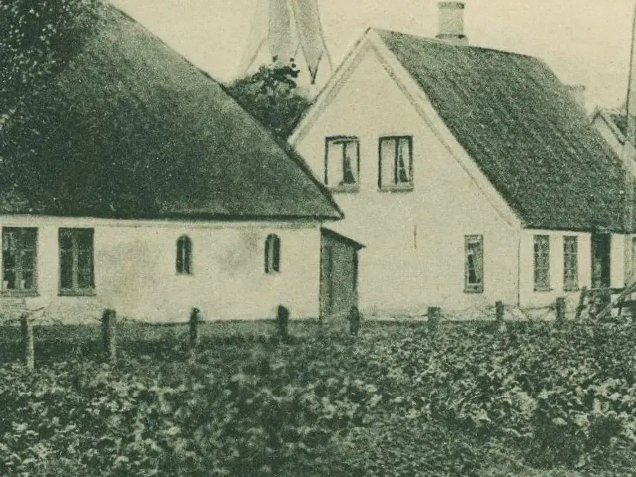 Billede 1 - Broager. Østergade, 1906