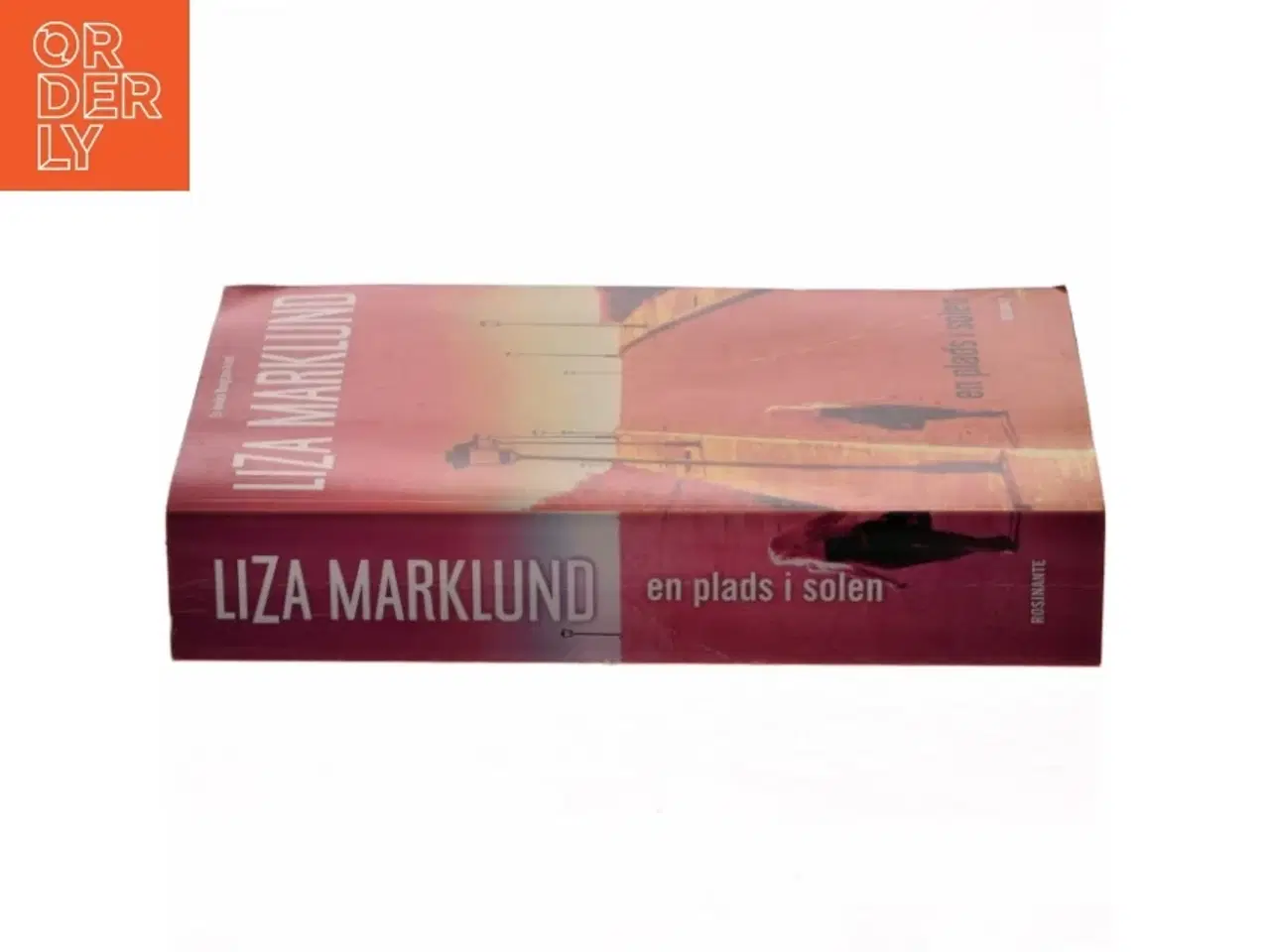 Billede 2 - En Plads I Solen af Liza Marklund (Bog)