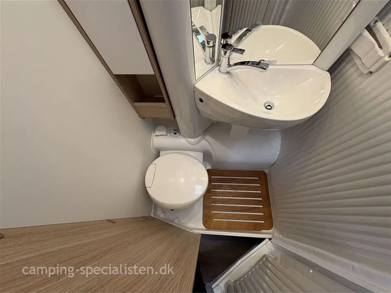 Billede 16 - 2020 - SunLight I 67S   SunLight I 67 S 2020 - Se den nu hos Camping-Specialisten.dk