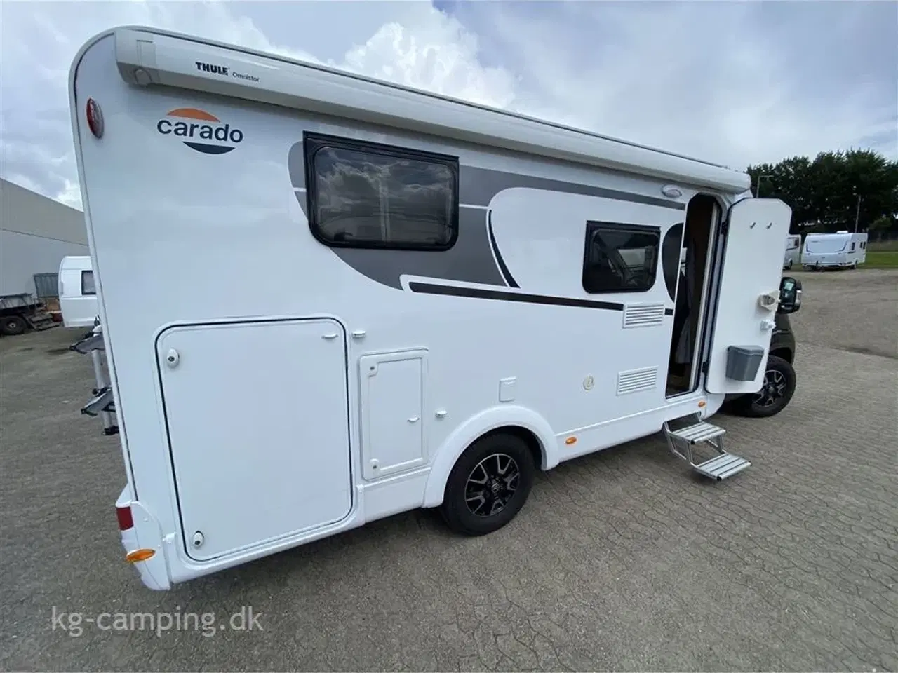 Billede 6 - 2022 - Carado V337 "15 Edition"   Ekstrem velholdt autocamper