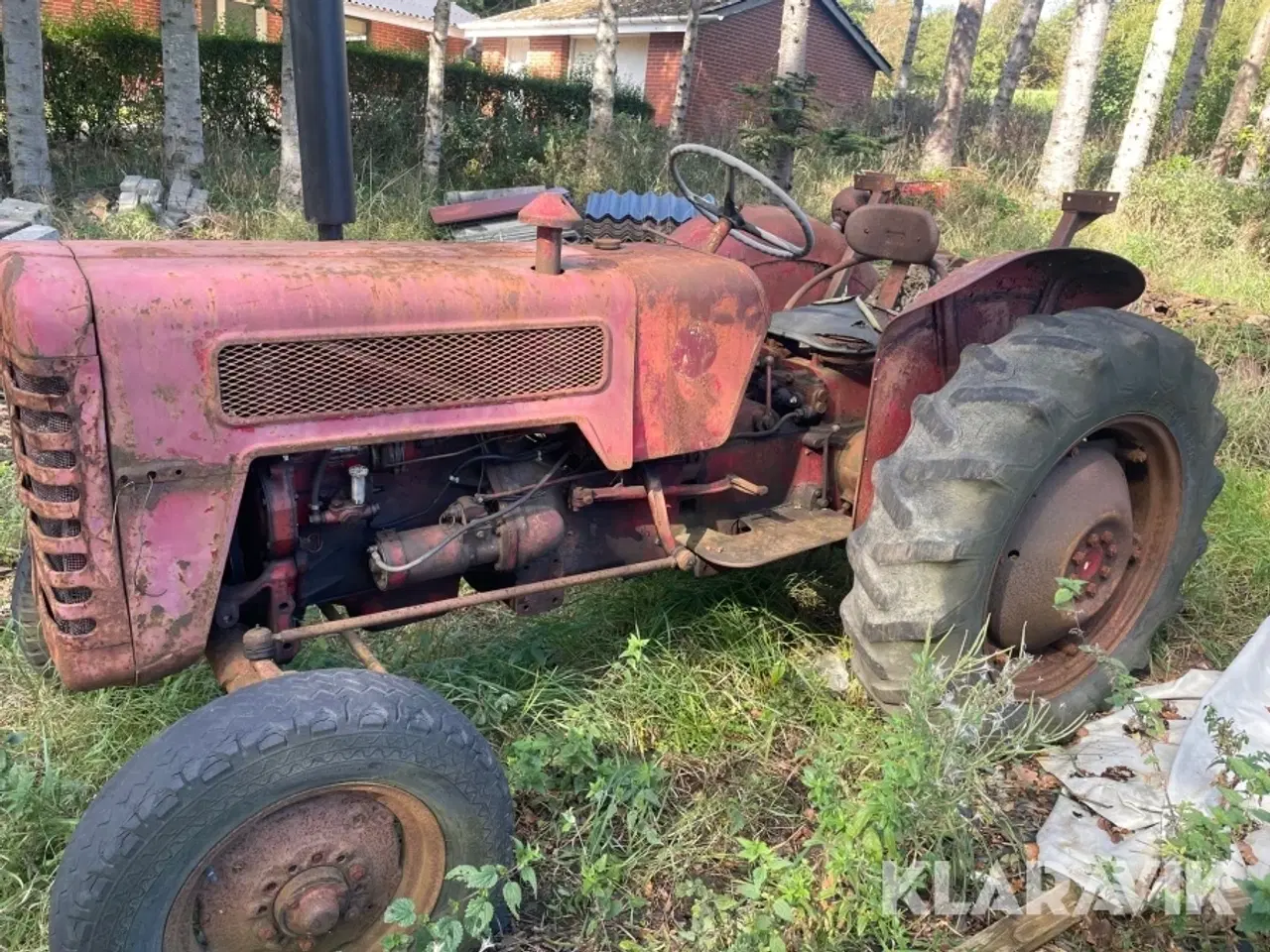 Billede 8 - Veterantraktor IH 275