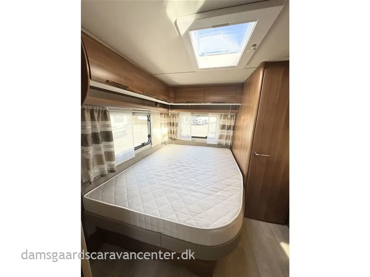 Billede 18 - 2017 - Fendt Saphir 560 SF   Fransk seng-Gulvtemp.-Mover-Telt