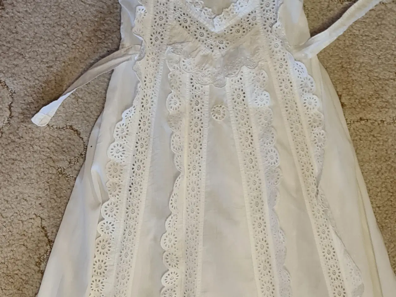 Billede 2 - Dåbskjole