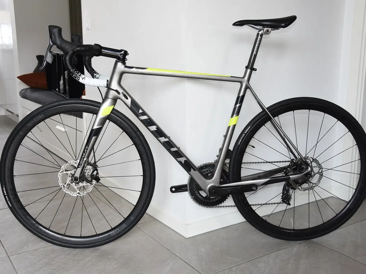 Billede 2 - carbon racercykel, elektronisk gear carbonhjul