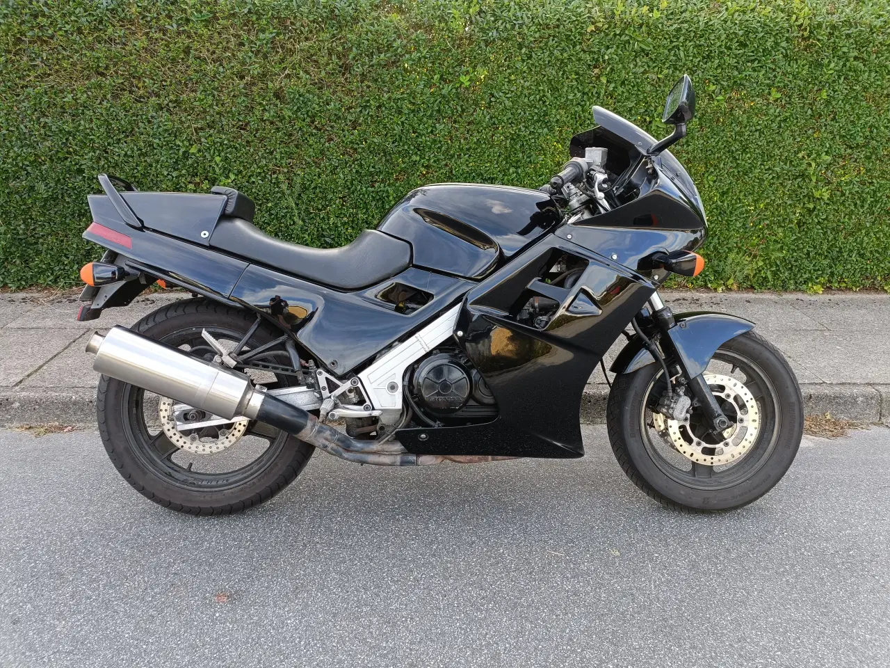 Billede 1 - Honda VFR 750 RC24