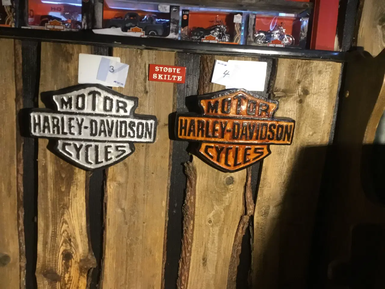 Billede 2 - Støbte Harley Davidson skilte