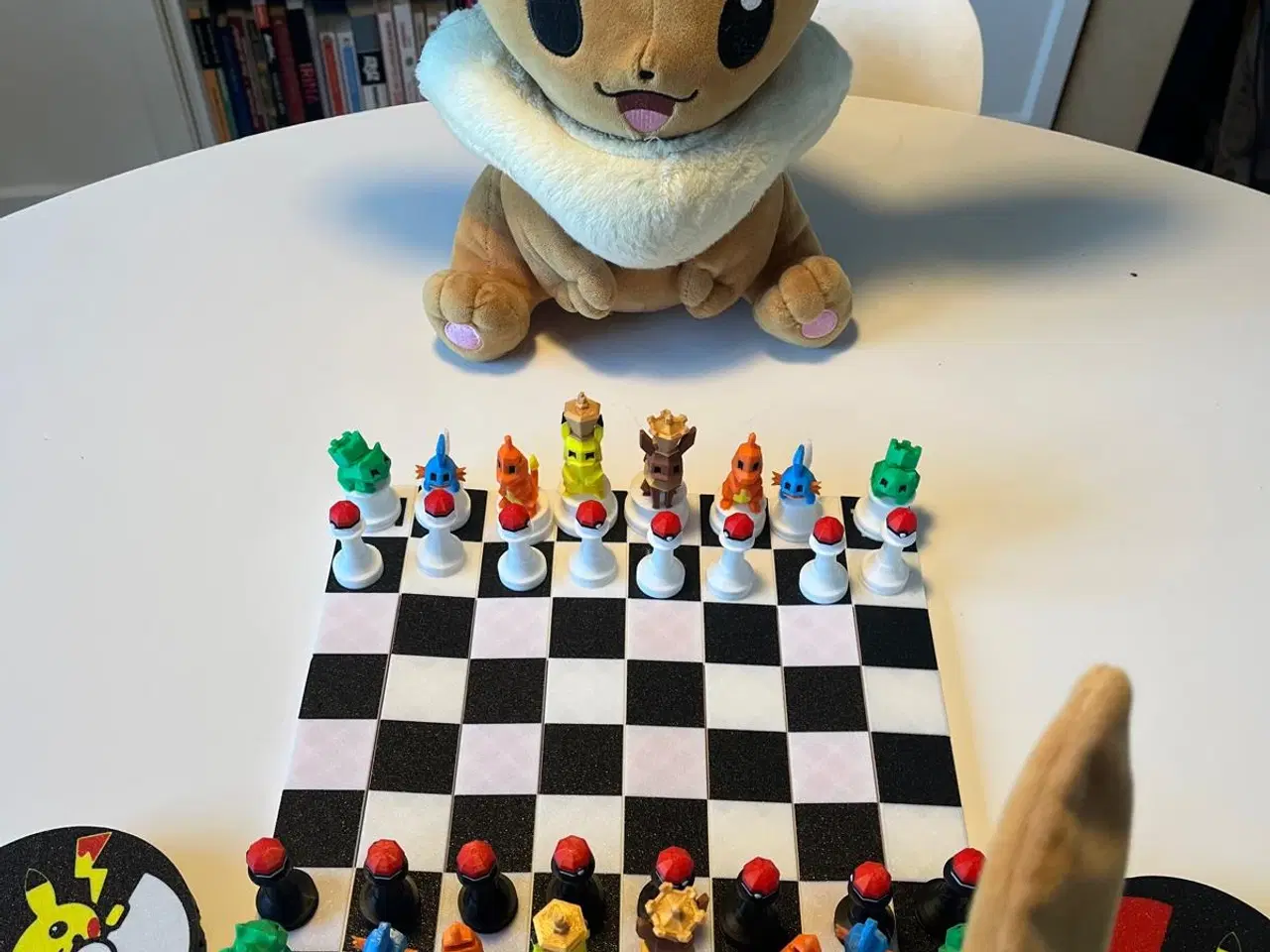 Billede 1 - Skaksæt med pokemon inspiration