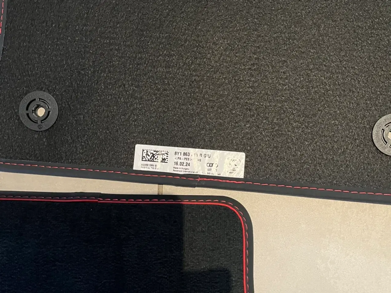 Billede 3 - Audi A3/S3 originale måtter