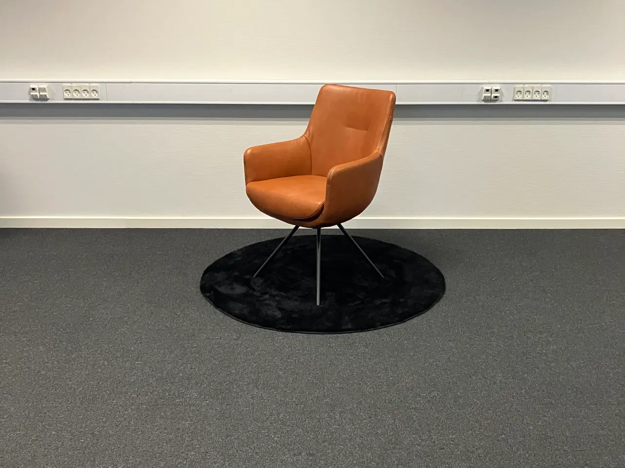 Billede 2 - Elegant hollandsk design stol (SPAR KR. 4.500,-)