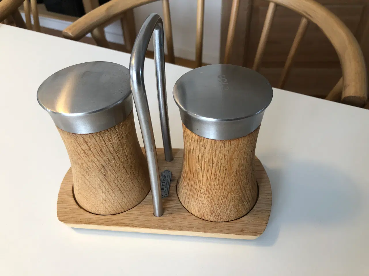 Billede 1 - Salt og pebersæt fra Trip Trap i lyst egetræ