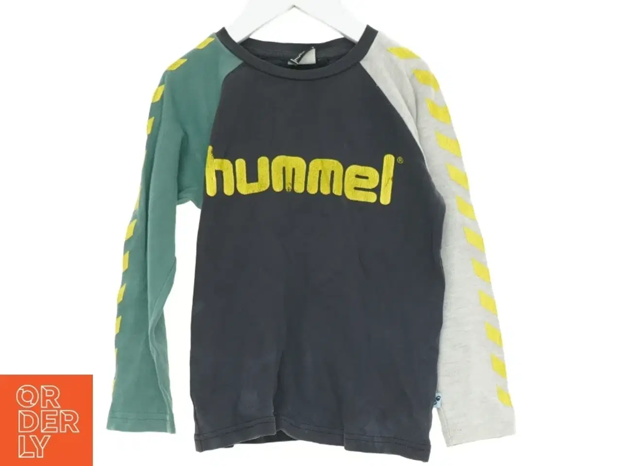 Billede 1 - Bluse fra Hummel (str. 110 cm)