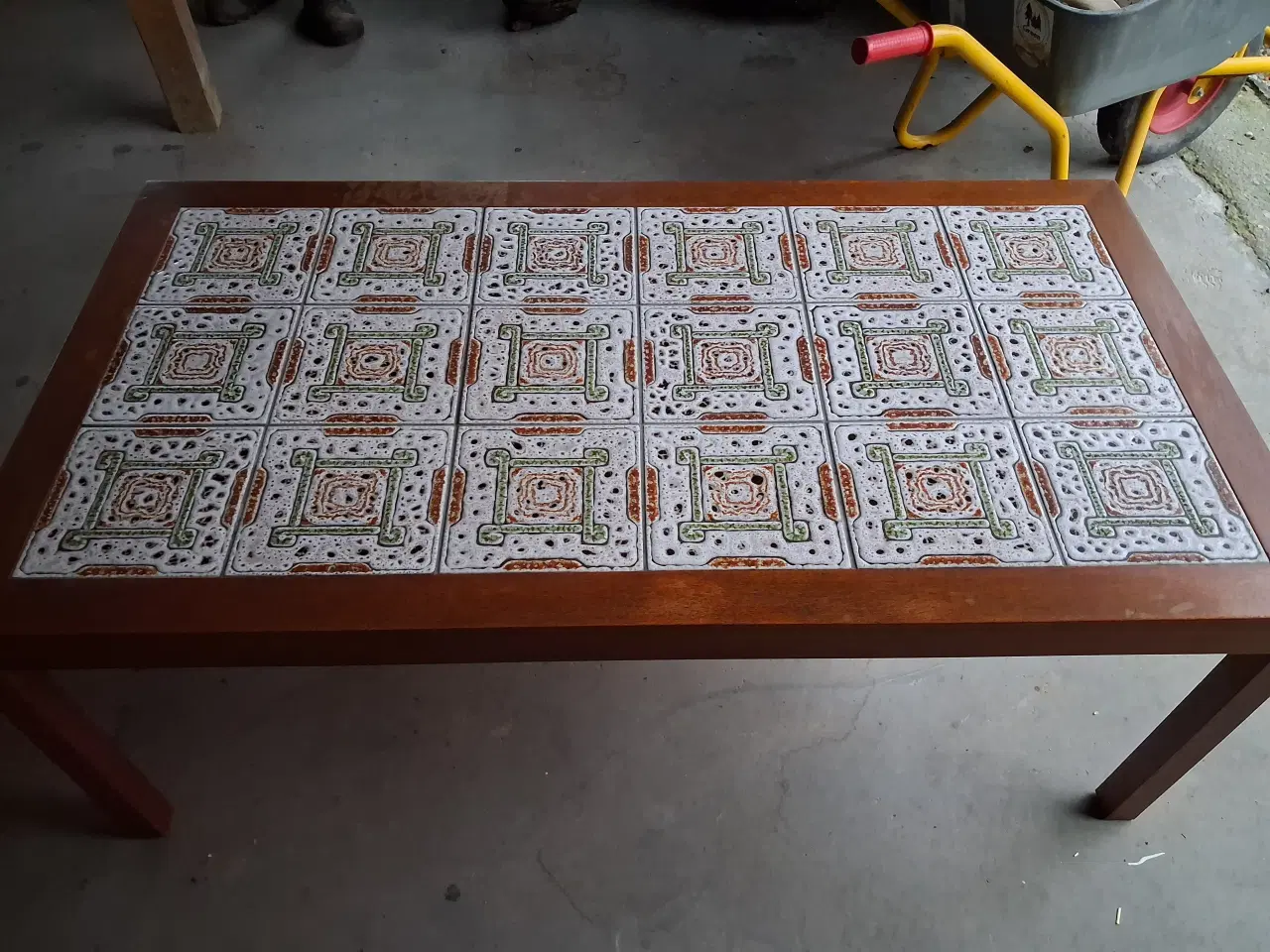 Billede 2 - Kakkelsofabord