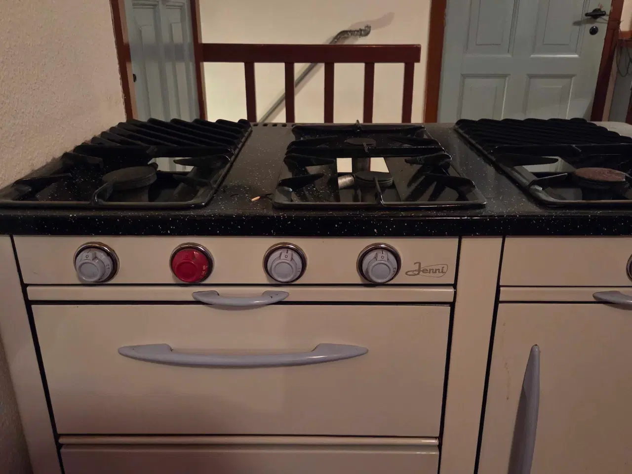 Billede 1 - Jenni gaskomfur 