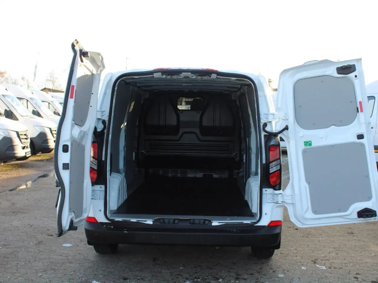 Billede 12 - Ford Transit Custom 300L 2,0 EcoBlue Trend aut.