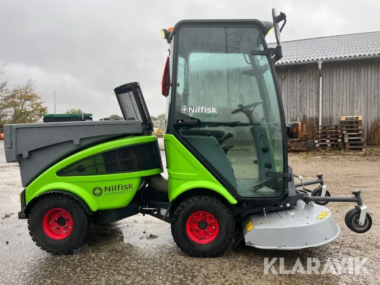 Billede 6 - Redskabsbærer Nilfisk City Ranger 2250