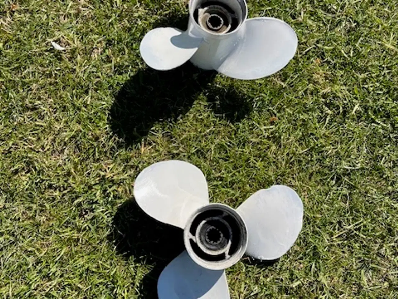 Billede 2 - Propel til Yamaha 40 hk 2 takt-2 stk