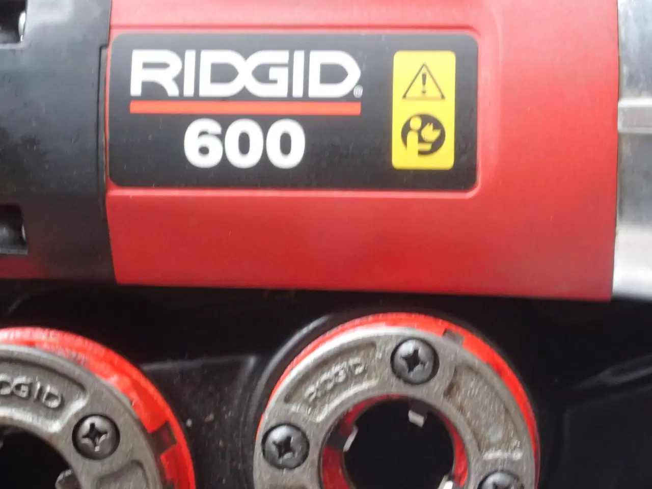 Billede 5 - Ridgid elektrisk rørskærer model 600 med 4 bakker.