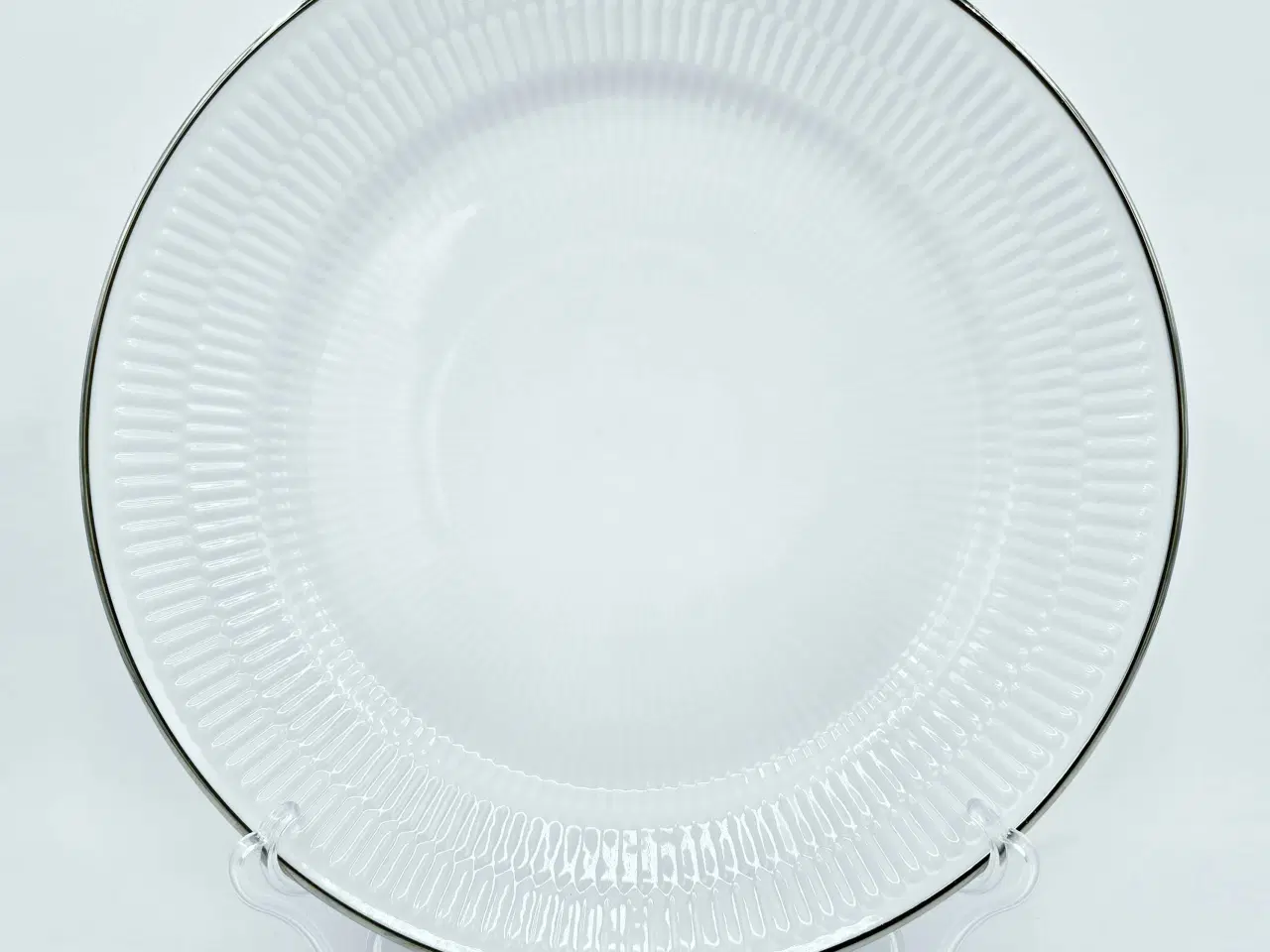 Billede 5 - Hvid Riflet Platin Middagstallerken Porcelæn 