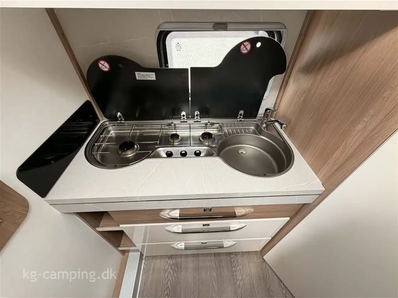 Billede 9 - 2022 - Hobby Excellent 460 SL   Enkeltsenge - Luftfortelt - Mover - Cykelstativ.