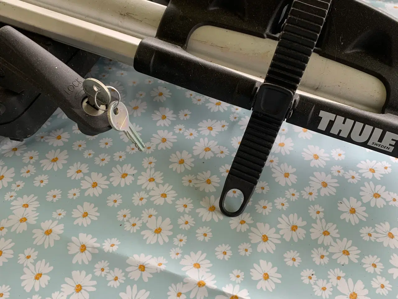 Billede 2 - Thule cykelholder til tag
