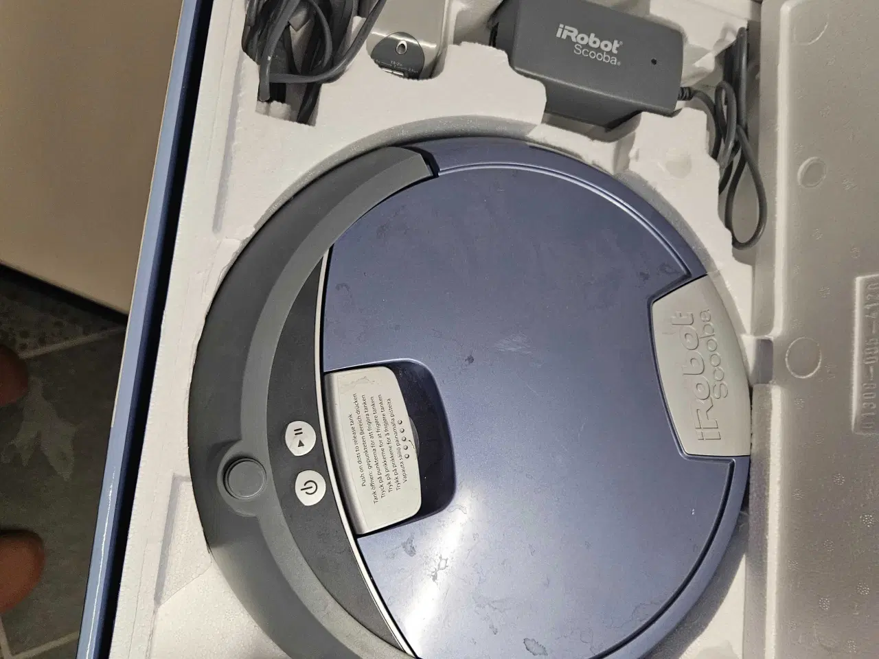 Billede 2 - Robot gulvvasker   I Robot 385